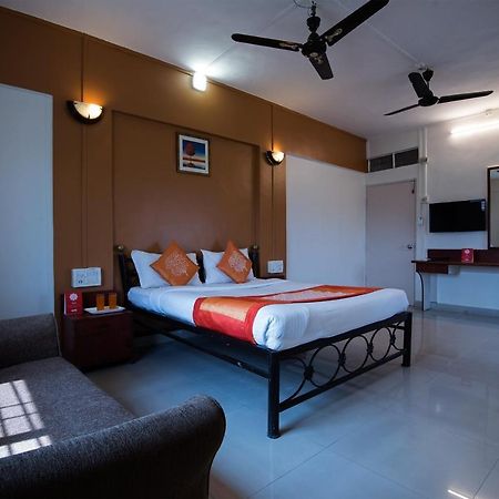 Oyo 1065 Hotel Hmr Royal Inn Pune Dış mekan fotoğraf
