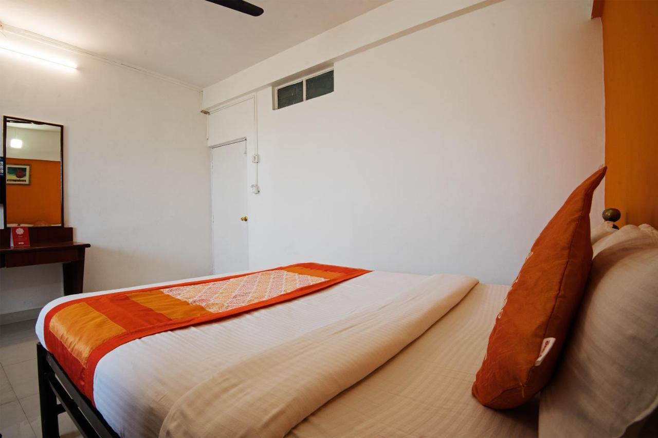 Oyo 1065 Hotel Hmr Royal Inn Pune Dış mekan fotoğraf